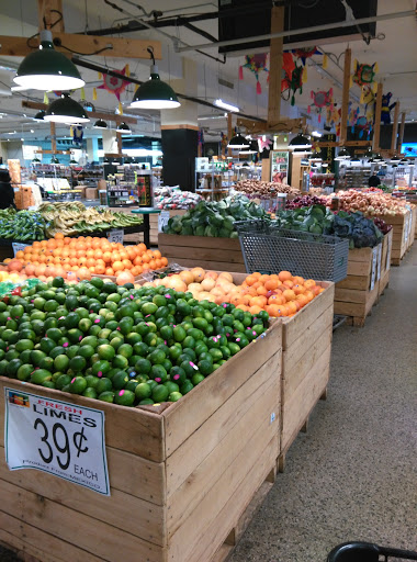 Grocery Store «Horrocks Farm Market», reviews and photos, 235 Capital Ave SW, Battle Creek, MI 49037, USA