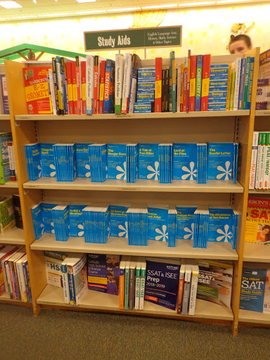 Book Store «Barnes & Noble», reviews and photos, 270 Buckland Hills Dr #1024, Manchester, CT 06040, USA