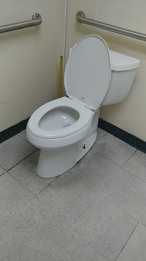 Laundromat «Spin Cycle Coin Laundry», reviews and photos, 2020 Maryland Ave, Baltimore, MD 21218, USA