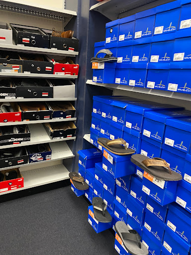 Shoe Store «Rack Room Shoes», reviews and photos, 4101 Roswell Rd #402, Marietta, GA 30062, USA