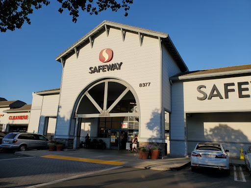 Safeway image