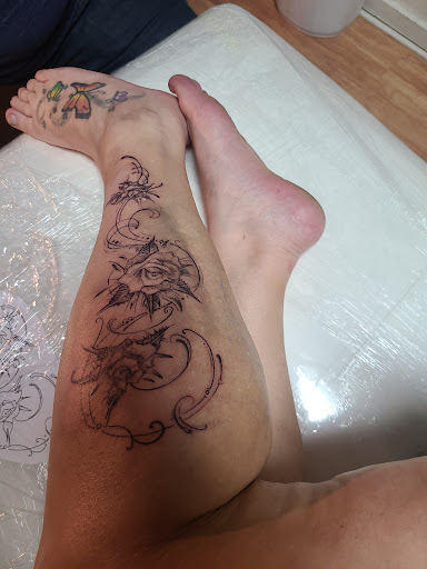 Explore minimalist tattoo ideas men, creative tattoo ideas in Owensboro, available at BnB Tattoos & Piercings