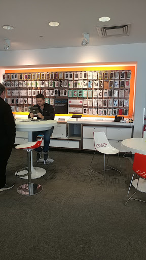 Cell Phone Store «AT&T», reviews and photos, 1980 S Robert St #110, West St Paul, MN 55118, USA