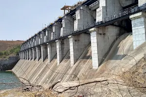 Limboti Dam image