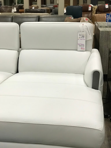 Furniture Store «The Dump Furniture Outlet», reviews and photos, 801 N Military Hwy, Norfolk, VA 23502, USA