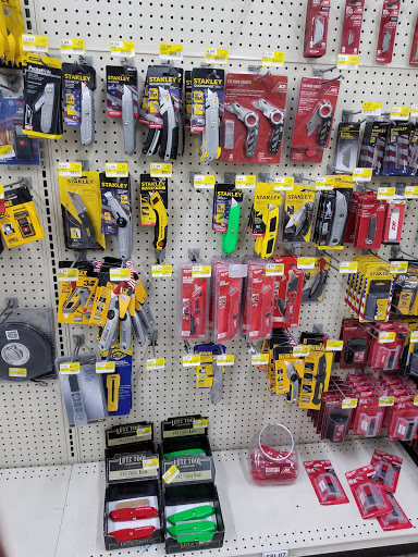 Hardware Store «Fresno Ag Hardware», reviews and photos, 4590 N First St, Fresno, CA 93726, USA