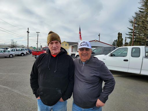 Used Car Dealer «Select Cars & Trucks», reviews and photos, 3235 Pacific Hwy, Hubbard, OR 97032, USA