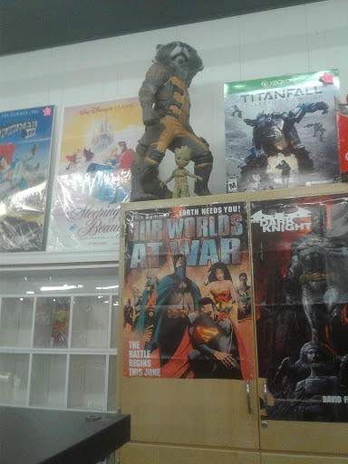 Comic Book Store «Hills of Comics», reviews and photos, 125 E Main St, Auburn, WA 98002, USA