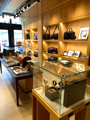 Watch Store «Shinola Wicker Park / Bucktown Store», reviews and photos, 1619 N Damen Ave, Chicago, IL 60647, USA