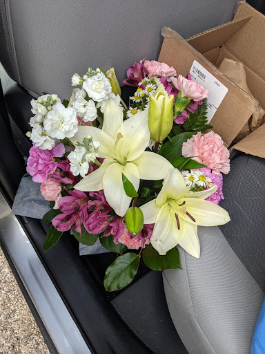 Florist «Colonial Gardens Full Service Florist & Garden Center», reviews and photos, 442 Fitchburg Turnpike, Concord, MA 01742, USA