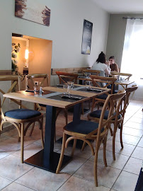Atmosphère du Restaurant L'un des sens à Villefranche-de-Lonchat - n°7