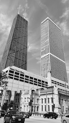 Department Store «Nordstrom Rack Chicago Avenue», reviews and photos, 101 E Chicago Ave, Chicago, IL 60611, USA