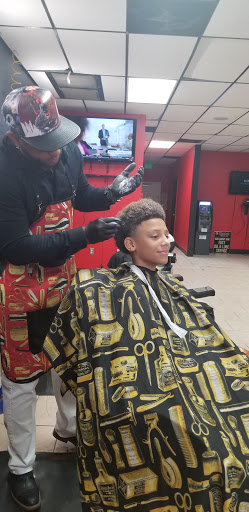 Barber Shop «Heads Up Barber Shop», reviews and photos, 12302 Balm Riverview Rd, Riverview, FL 33579, USA