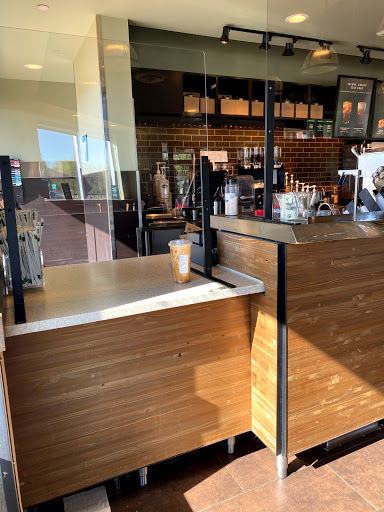Coffee Shop «Starbucks», reviews and photos, 7802 Olson Memorial Hwy, Golden Valley, MN 55427, USA