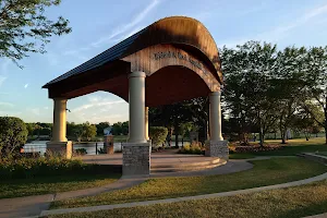 Settlers' Park image