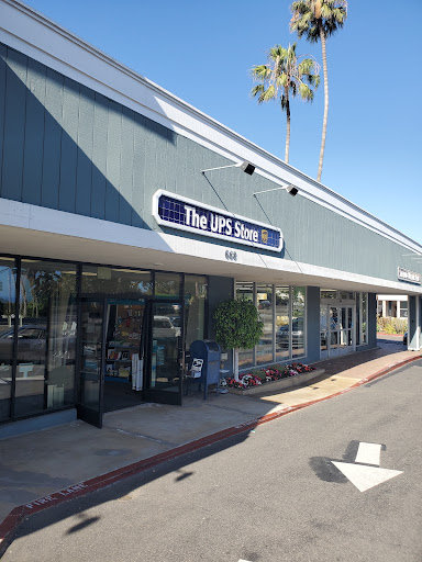 Shipping and Mailing Service «The UPS Store», reviews and photos, 668 N Coast Hwy, Laguna Beach, CA 92651, USA