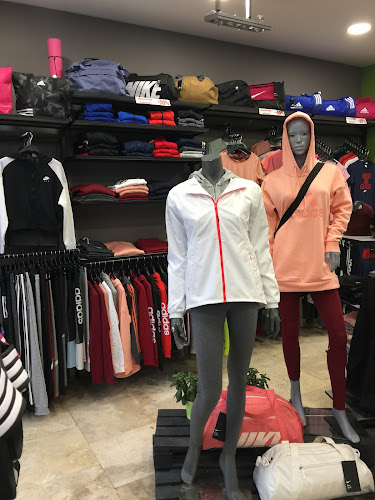 Comentarii opinii despre Sport+Módi Sportbolt