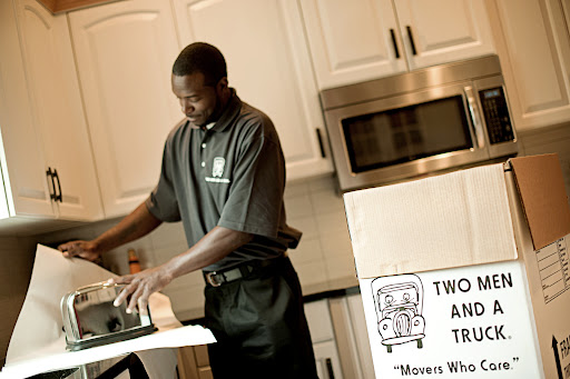 Moving and Storage Service «Two Men and a Truck», reviews and photos, 5083 Westerville Rd, Columbus, OH 43231, USA