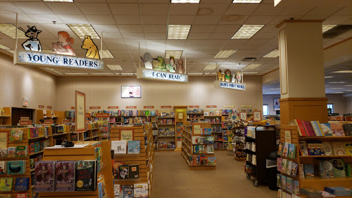 Book Store «Barnes & Noble», reviews and photos, 801 W 15th St E, Plano, TX 75075, USA