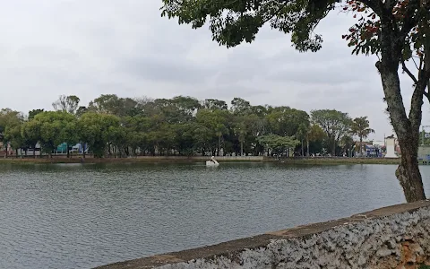 Lago Azul image
