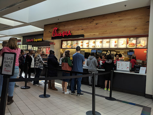 348 4 Seasons Town Center Ent, Greensboro, NC 27407, USA