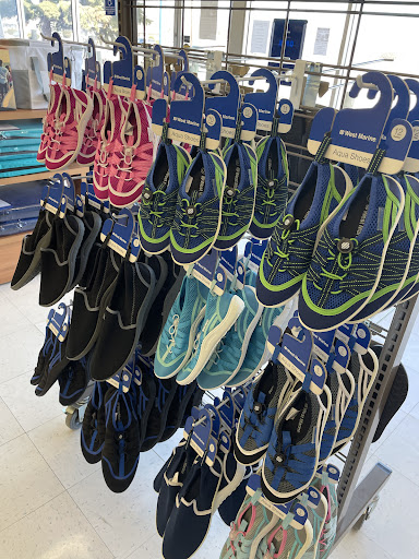 Marine Supply Store «West Marine», reviews and photos, 4141 S 76th St, Greenfield, WI 53220, USA