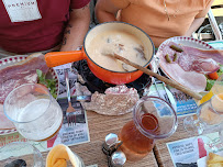 Raclette du Restaurant de fondues Restaurant Le planté du baton à Valloire - n°3