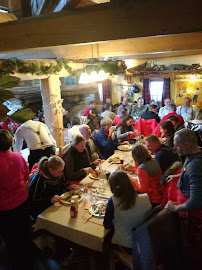 Atmosphère du Restaurant français Chalets de l'Arc à Bourg-Saint-Maurice - n°12