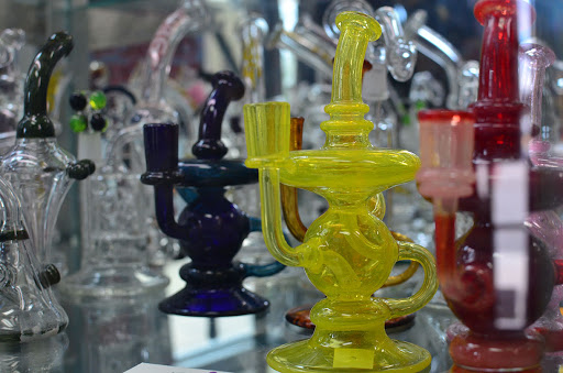 Tobacco Shop «Headed West», reviews and photos, 9674 E Arapahoe Rd, Greenwood Village, CO 80112, USA