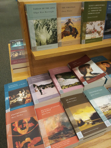 Barnes & Noble image
