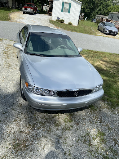 Auto Body Shop «Boyd Collision Center», reviews and photos, 1380 Spartanburg Hwy, Hendersonville, NC 28792, USA