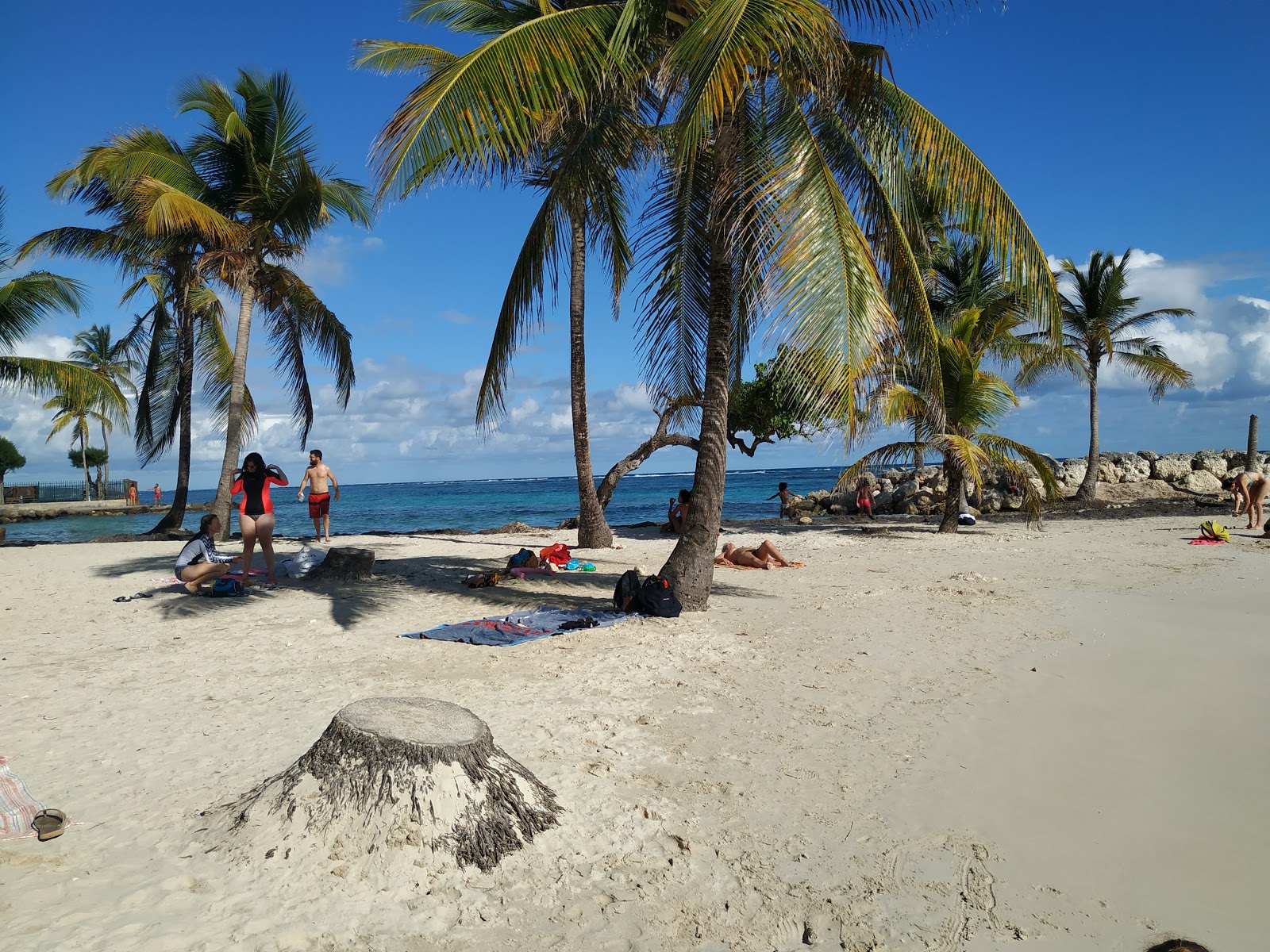 Fotografie cu Plage du bourg și așezarea