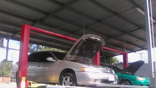 Autofix reparacion y mantenimiento automotriz