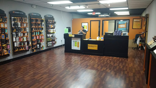 Boost Mobile, 4100 E Bay Dr #32, Clearwater, FL 33764, USA, 