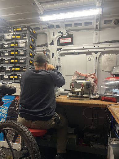 Key Duplication Service «Car Keys Express», reviews and photos, 828 E Market St, Louisville, KY 40206, USA