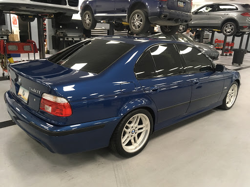 Auto Body Shop «Raintree Auto Body», reviews and photos, 8120 E Raintree Dr, Scottsdale, AZ 85260, USA