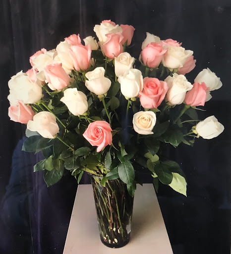 Florist «Quinn Florist», reviews and photos, 3524 Broadway, Astoria, NY 11103, USA