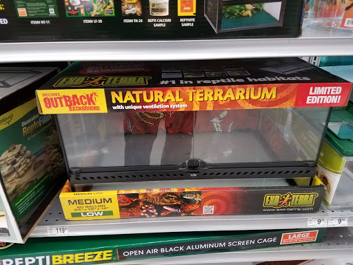 Pet Supply Store «Petco Animal Supplies», reviews and photos, 125 Lincoln Hwy, Exton, PA 19341, USA