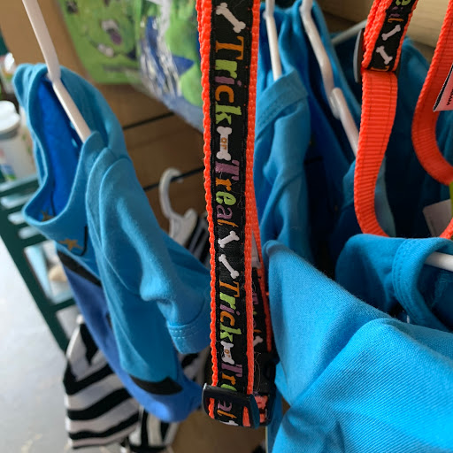 Pet Supply Store «Goin To the Dogs & Cats Pet», reviews and photos, 814 Wellman Ave NE, Huntsville, AL 35801, USA