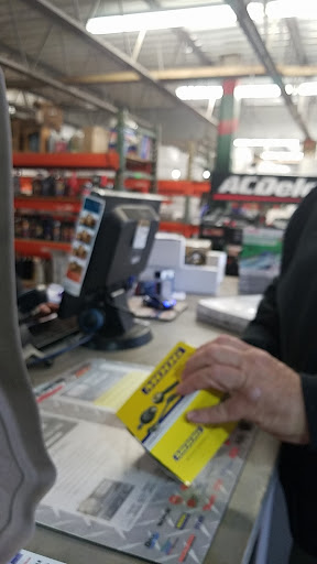 Auto Parts Store «Car Parts Warehouse», reviews and photos, 5200 W 130th St, Brook Park, OH 44142, USA