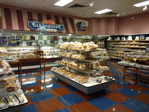 Grocery Store «Lauers Supermarket and Bakery», reviews and photos, 8095 Edwin Raynor Blvd, Pasadena, MD 21122, USA