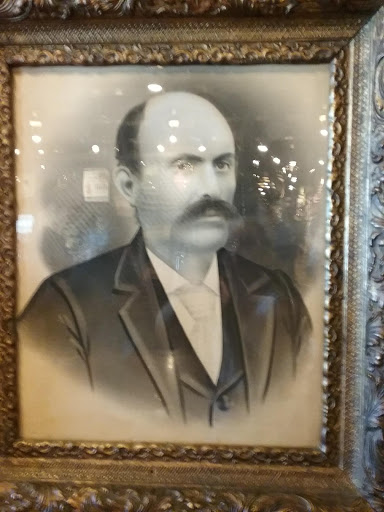 American Restaurant «Cracker Barrel Old Country Store», reviews and photos, 9700 N by NE Blvd, Fishers, IN 46037, USA