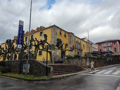 Restaurante La Caleta - calle Manuel romano, 6, 33500 Llanes, Asturias, Spain