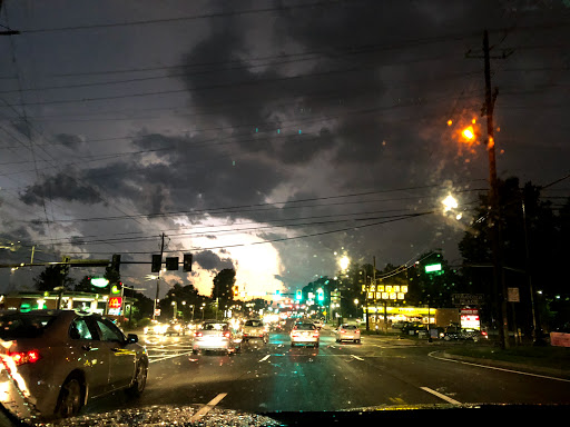 Shopping Mall «Holcomb 400 Shopping Center», reviews and photos, 1475 Holcomb Bridge Rd, Roswell, GA 30076, USA