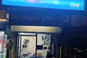 My Jio Store image