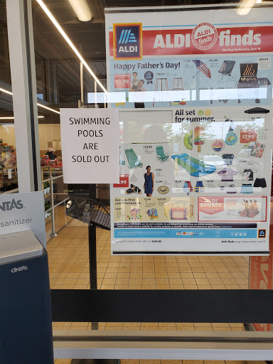 Supermarket «ALDI», reviews and photos, 27415 W Hartigan Rd, Volo, IL 60020, USA