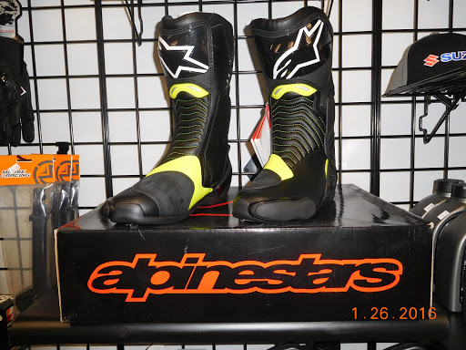 Motorcycle Shop «Turn 7 Motorcycle», reviews and photos, 16457 US-41, Spring Hill, FL 34610, USA