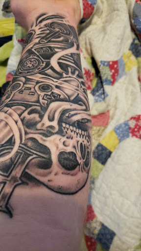 Tattoo Shop «Electro Magnetic Tattoo Studio», reviews and photos, 1005 Canal Dr, Chesapeake, VA 23323, USA