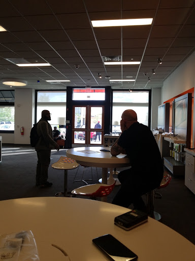 Cell Phone Store «AT&T», reviews and photos, 161 E City Ave, Bala Cynwyd, PA 19004, USA