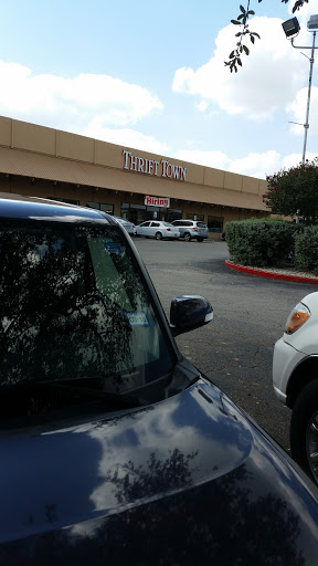 Thrift Store «Thrift Town», reviews and photos, 5700 Manchaca Rd #240, Austin, TX 78745, USA